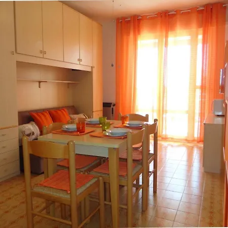 Gorgeous Flat In A With Shared Pool